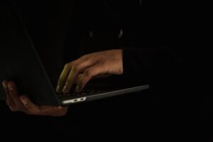 Beyond the Panic Button: Mastering Cybercrime Complaint Resolution